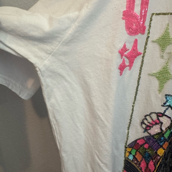 QUEEN OF SPARKLES White Graphic Sequin Cardigan Playing Card Tee - Picture 6 of 6